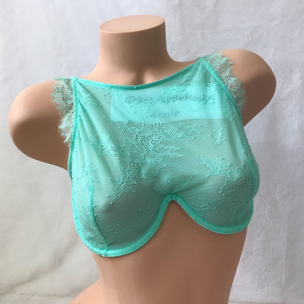 Victoria’s Secret 34C,D,DD,DDD Unlined Bra